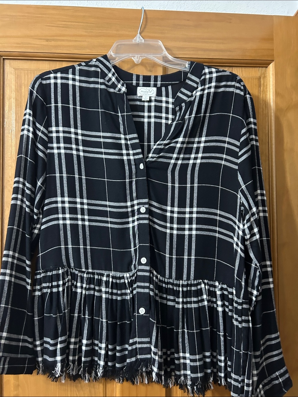 Black & White Plaid Button-Front Peplum flannel shirt